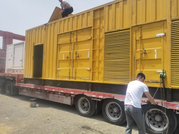 仁兴镇除了负载情况和发动机维护,还有哪些因素会影响 200kw 柴油发电机的油耗?