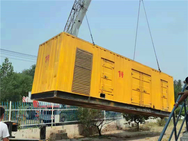 仁兴镇300KW柴油发电机组油耗是多少？