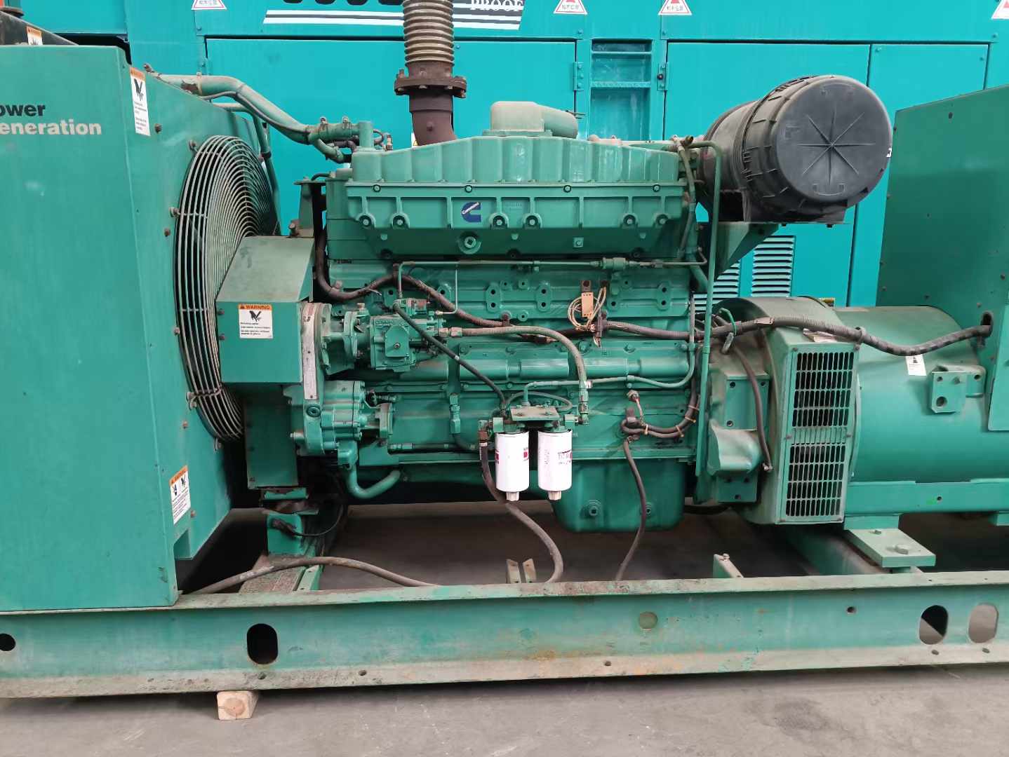 仁兴镇过载会对 600kW 柴油发电机组造成哪些损害？